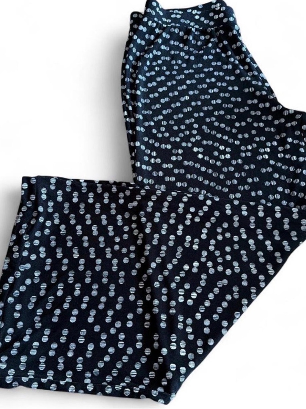 Women’s palooza pants by New Directions, black & white polka-dots. Size Medium.